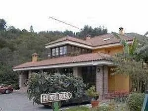 Hotel Benzua 2*
