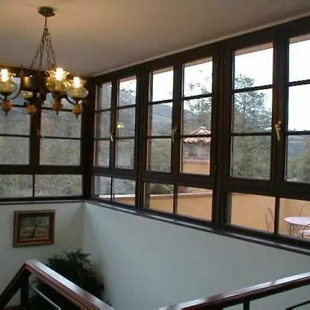 Hotel Benzua 2*