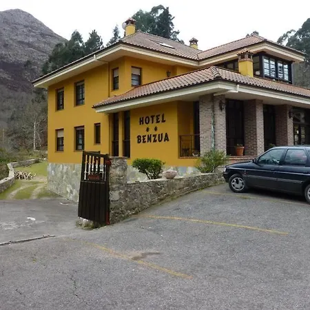 Ξενοδοχείο Benzua 2*