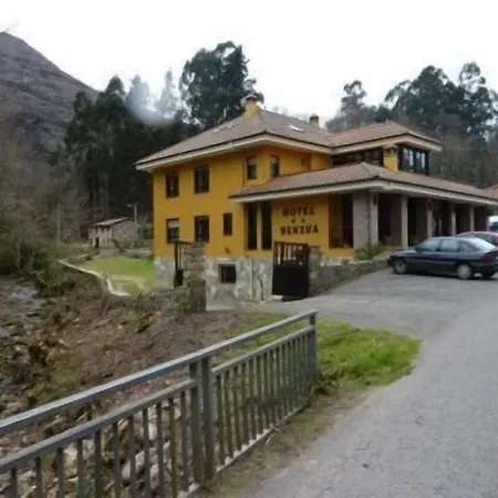 Benzua Hotel