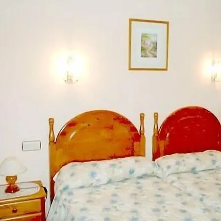 Hotel Benzua Villanueva de Ardisana