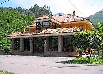 Benzua 2* Villanueva de Ardisana